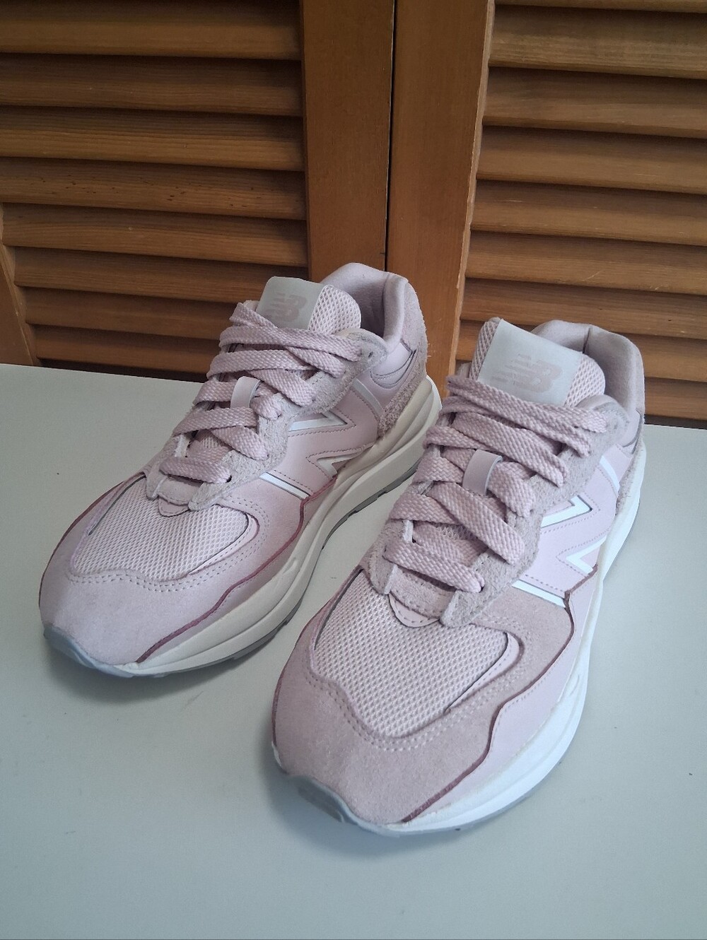New Balance 57/40 Retro Lifestyle Sneaker * Size: 8